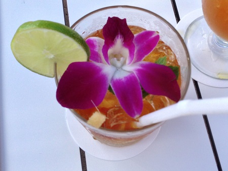 cocktail garnish flowers