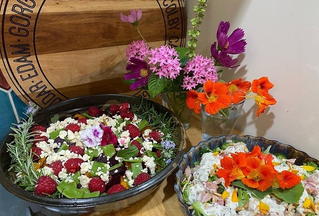 salads and edible flowers